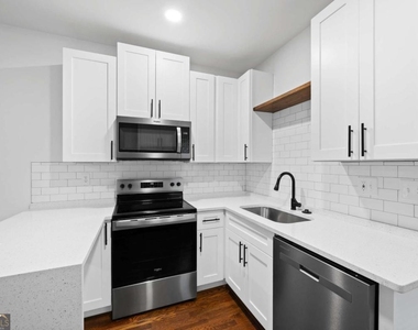 405 4th Street Ne - Photo Thumbnail 5