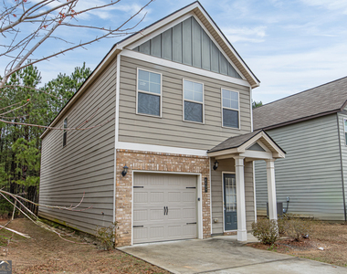 4497 Ravenwood Drive - Photo Thumbnail 2