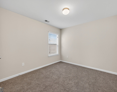 4497 Ravenwood Drive - Photo Thumbnail 15