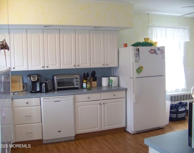 336 East Avenue - Photo Thumbnail 18