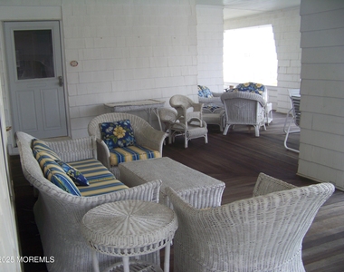 336 East Avenue - Photo Thumbnail 5
