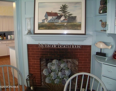 336 East Avenue - Photo Thumbnail 15