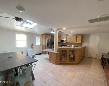 106 Surf Drive - Photo Thumbnail 9