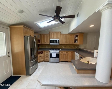 106 Surf Drive - Photo Thumbnail 12