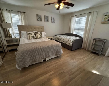106 Surf Drive - Photo Thumbnail 23