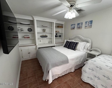 106 Surf Drive - Photo Thumbnail 19