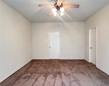2049 Helmoken Falls Drive - Photo Thumbnail 15