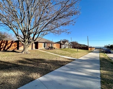 2218 Fuqua Road - Photo Thumbnail 13