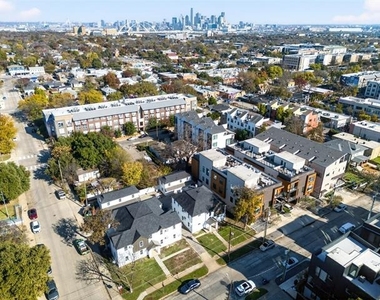 439 W 9th Street - Photo Thumbnail 21