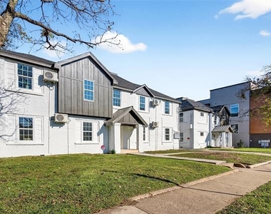 439 W 9th Street - Photo Thumbnail 18