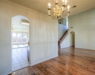 5441 Mohawk Court - Photo Thumbnail 5