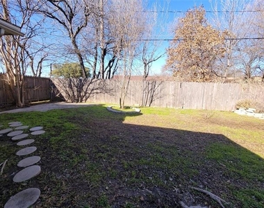738 Hawthorne Lane - Photo Thumbnail 31