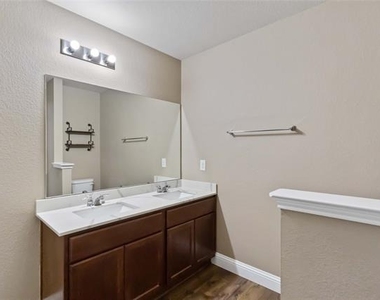 1450 Arabella Avenue - Photo Thumbnail 26