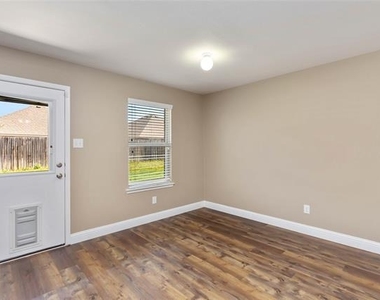 1450 Arabella Avenue - Photo Thumbnail 14