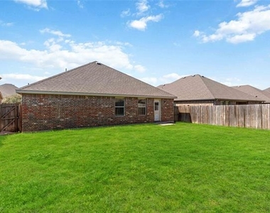 1450 Arabella Avenue - Photo Thumbnail 28