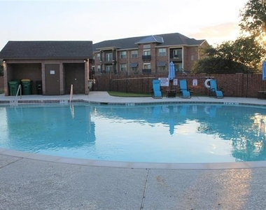 825 Ben Lane - Photo Thumbnail 14