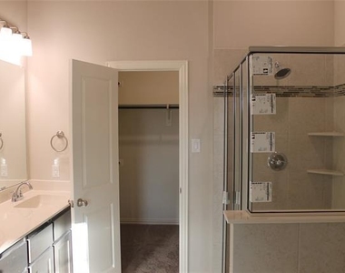 825 Ben Lane - Photo Thumbnail 13