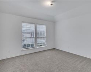 13117 N Larks View Point - Photo Thumbnail 8