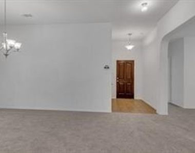 13117 N Larks View Point - Photo Thumbnail 4
