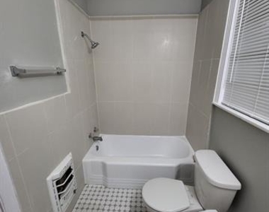 1006 W Lamar Street - Photo Thumbnail 12