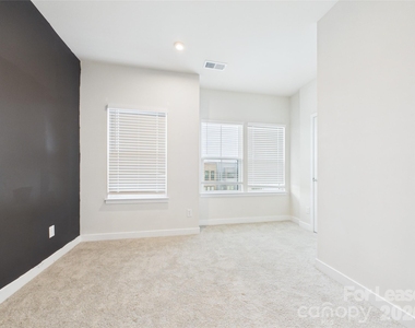 3131 Coquina Lane - Photo Thumbnail 3
