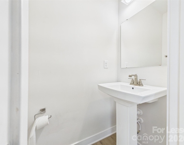 3131 Coquina Lane - Photo Thumbnail 13