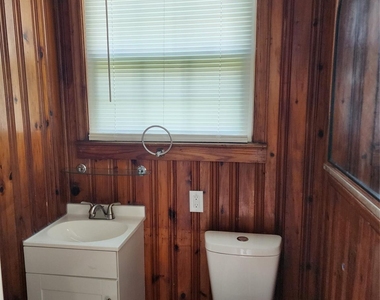 3024 Parkway Avenue - Photo Thumbnail 2