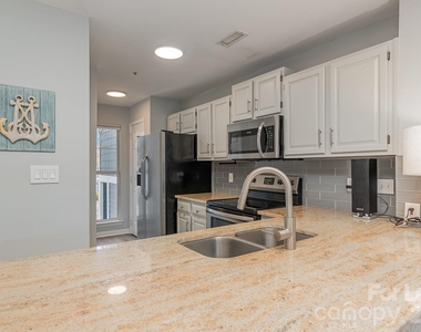 17544 Tuscany Lane - Photo Thumbnail 6
