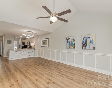 17544 Tuscany Lane - Photo Thumbnail 5