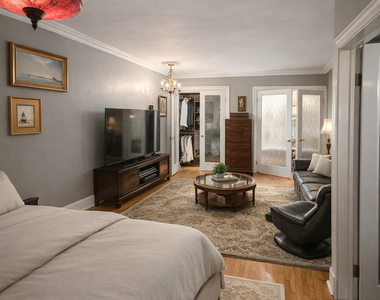 East 54th Street - Photo Thumbnail 1