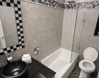 East 54th Street - Photo Thumbnail 17