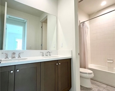 12040 Estrella Place - Photo Thumbnail 17