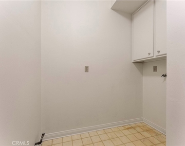 1567 Westholme - Photo Thumbnail 11