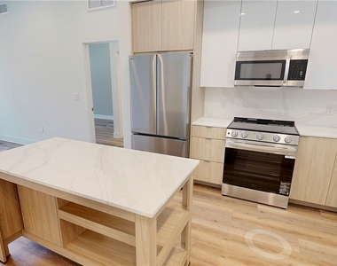 21010 Erwin Street - Photo Thumbnail 58