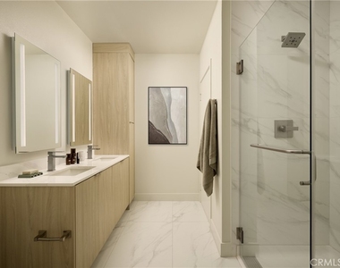 21010 Erwin Street - Photo Thumbnail 46