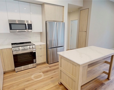 21010 Erwin Street - Photo Thumbnail 58