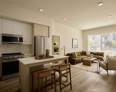 21010 Erwin Street - Photo Thumbnail 39