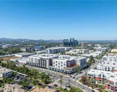 21010 Erwin Street - Photo Thumbnail 57
