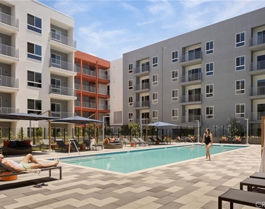 21010 Erwin Street - Photo Thumbnail 6