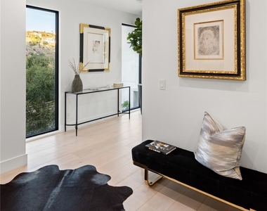 158 Bell Canyon Road - Photo Thumbnail 23