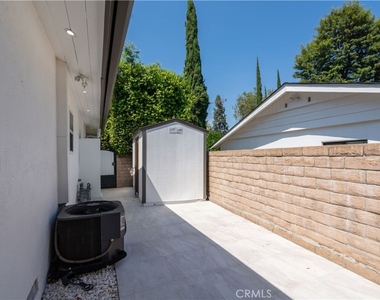 19308 Lemarsh Street - Photo Thumbnail 33