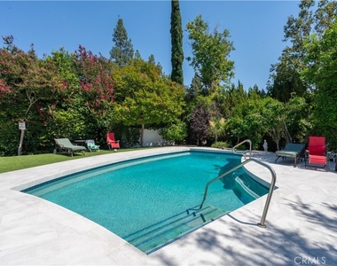 19308 Lemarsh Street - Photo Thumbnail 30