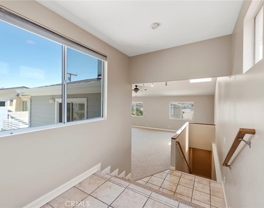 1536 Silver - Photo Thumbnail 22