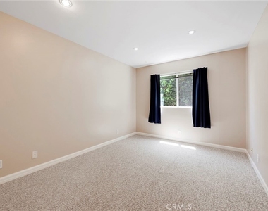 1536 Silver - Photo Thumbnail 18