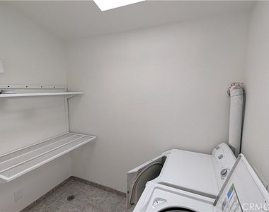 872 Lucile Avenue - Photo Thumbnail 23