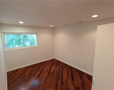 872 Lucile Avenue - Photo Thumbnail 24