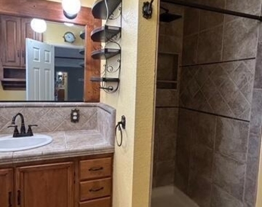 1222 W Avenue J15 - Photo Thumbnail 13