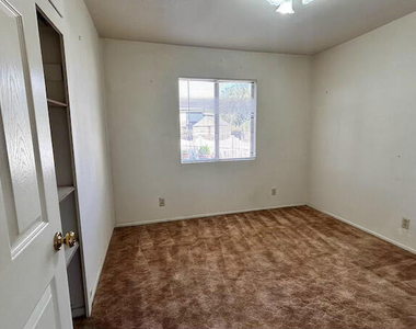 1222 W Avenue J15 - Photo Thumbnail 5