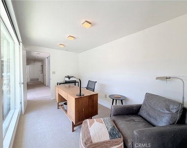 2490 Monaco Drive - Photo Thumbnail 14