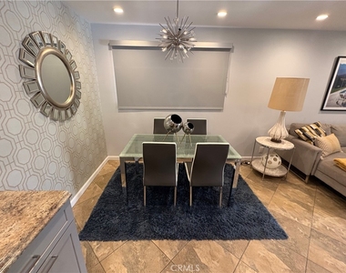 510 N Villa Court - Photo Thumbnail 24